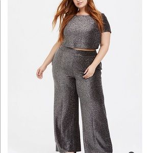 2pc sparkling black and silver pant set worn once.